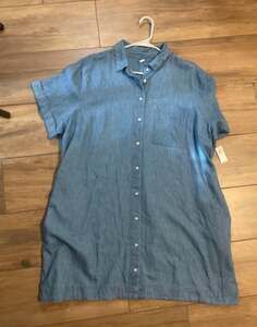 Chambray Short-Sleeve Camp dress